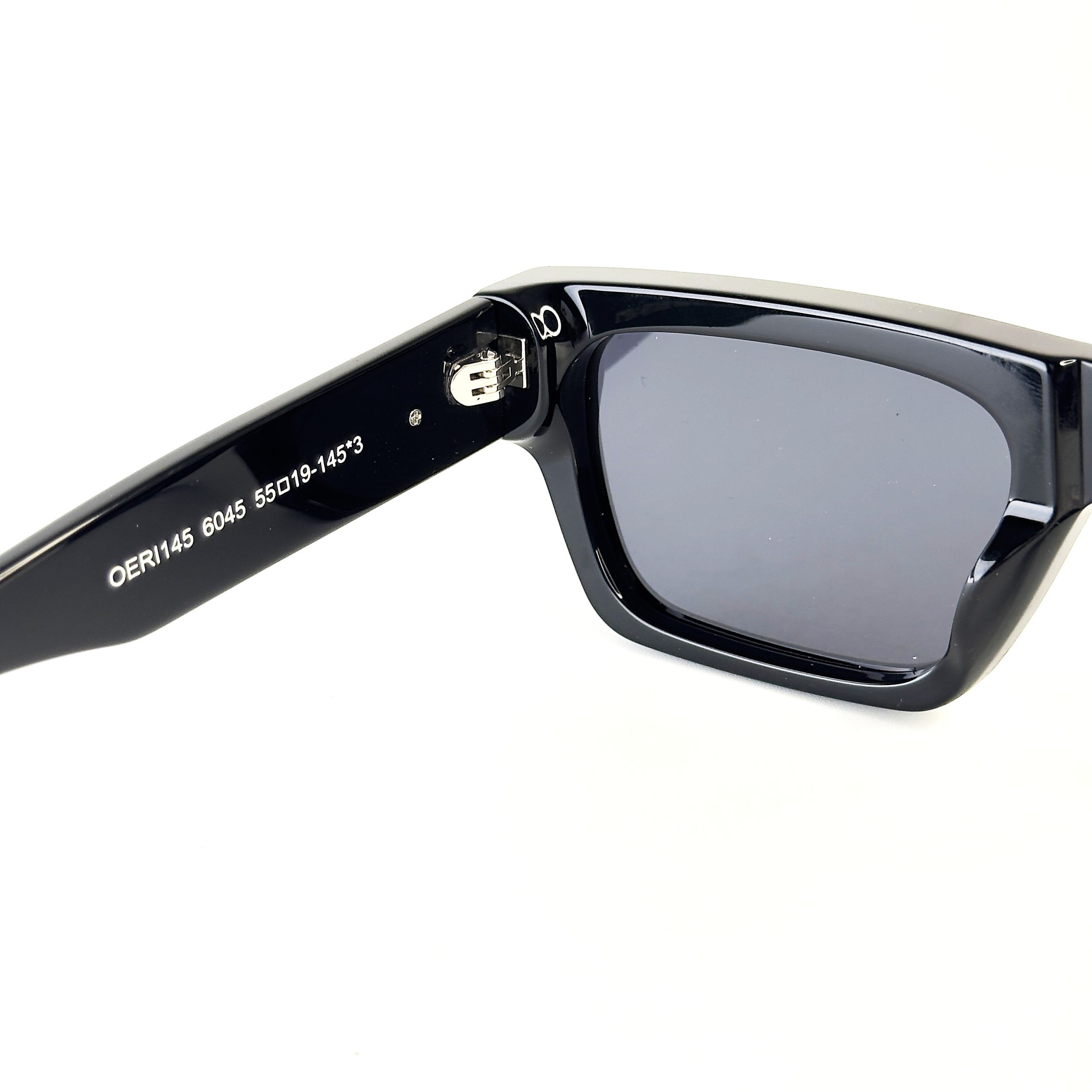 IMG_4068 عینک آفتابی Off-White مدل OERI145؛